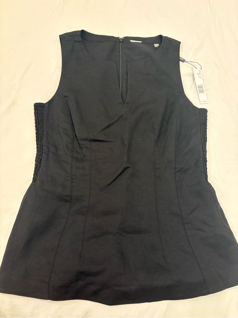 Elie Tahari Black Sleeveless Smocked-Side Blouse